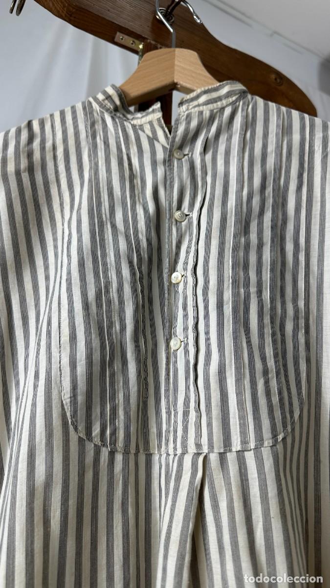 Antig&uuml;edades: Antigua camisa de rayas gris y blanco - Foto 6