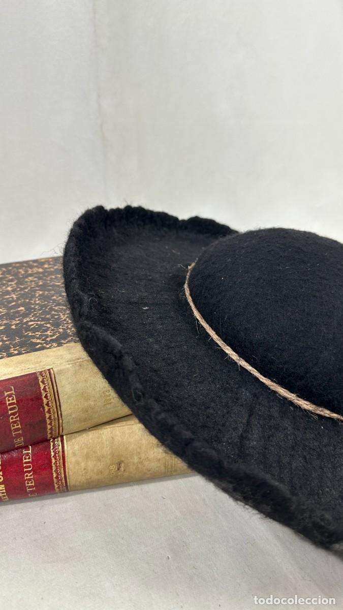 Antig&uuml;edades: Sombrero negro de ala ancha - Foto 5
