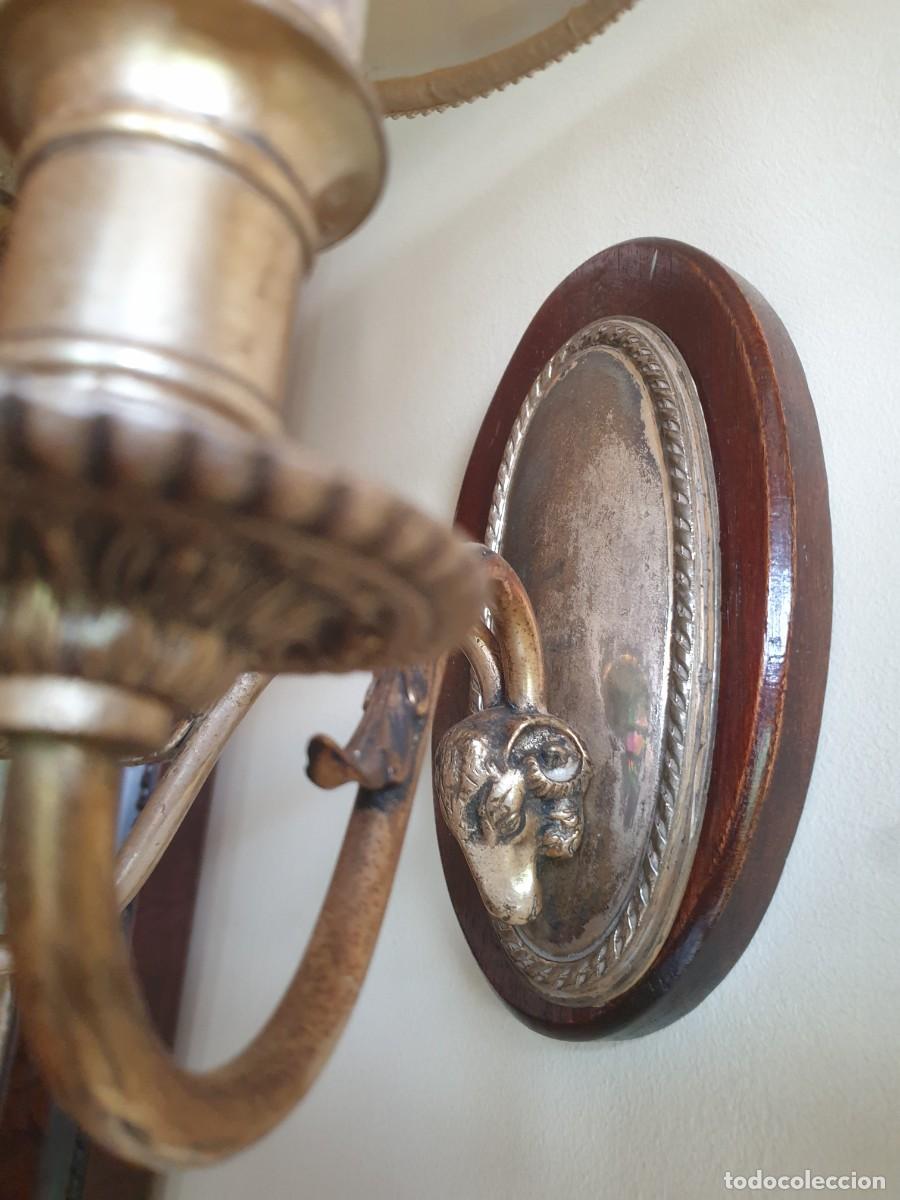 Antig&uuml;edades: 3 APLIQUES DE PARED LAMPARAS DE BRONCE CON CABEZA DE CABRA - Foto 10