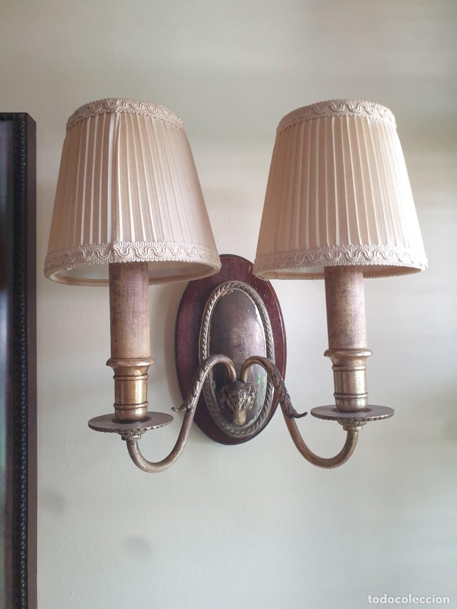 Antig&uuml;edades: 3 APLIQUES DE PARED LAMPARAS DE BRONCE CON CABEZA DE CABRA - Foto 19