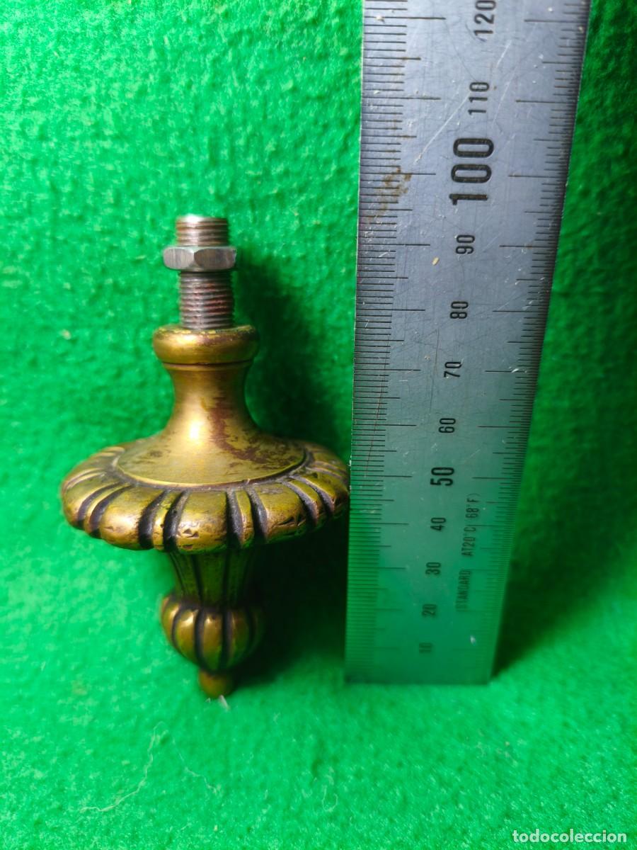 Antig&uuml;edades: ANTIGUO REMATE DE LAMPARA EN BRONCE. - Foto 8