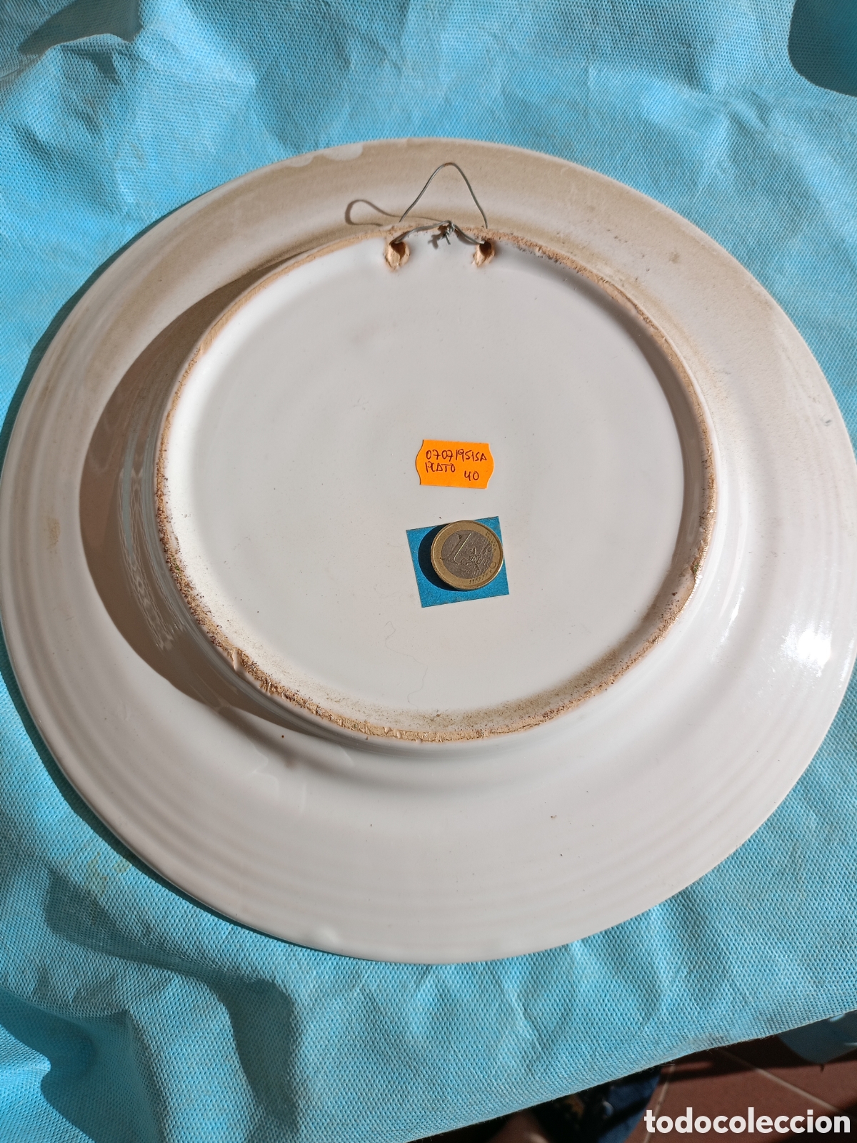 Antig&uuml;edades: PLATO CON P&Aacute;JARO 31 CM - Foto 2