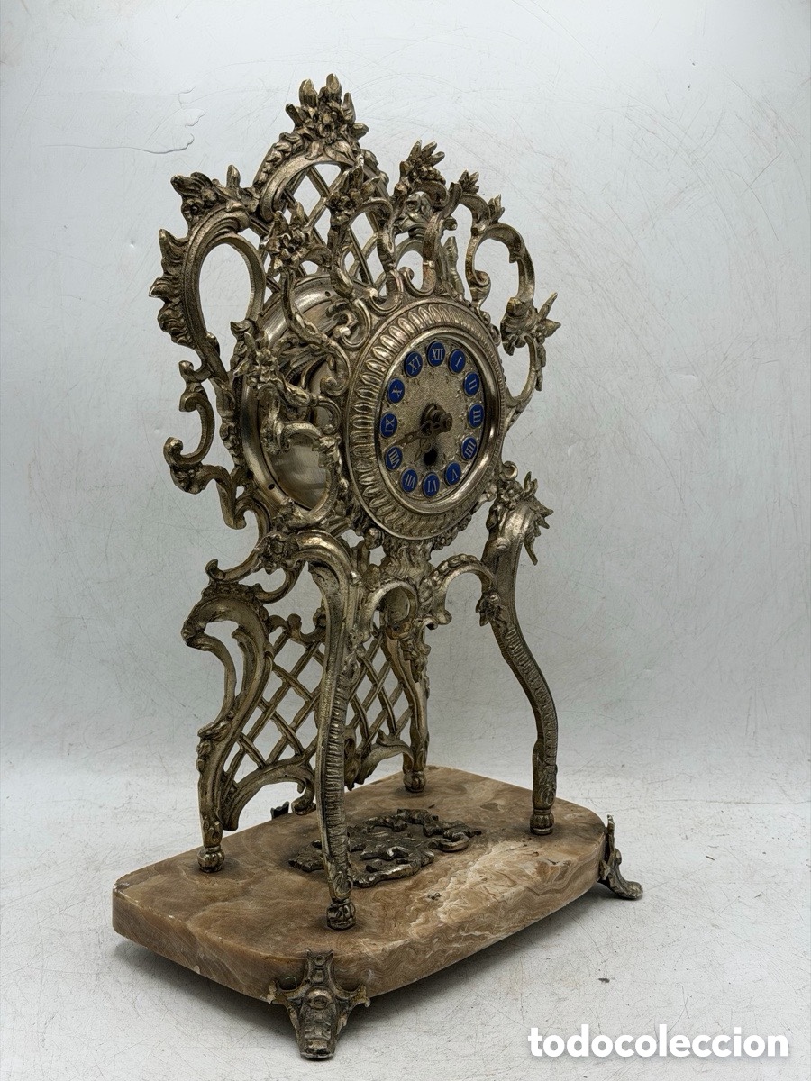 Antig&uuml;edades: Antiguo reloj de mesa de bronce - Foto 7