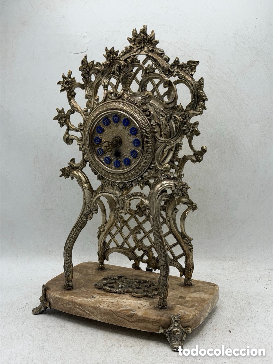 Antig&uuml;edades: Antiguo reloj de mesa de bronce - Foto 8