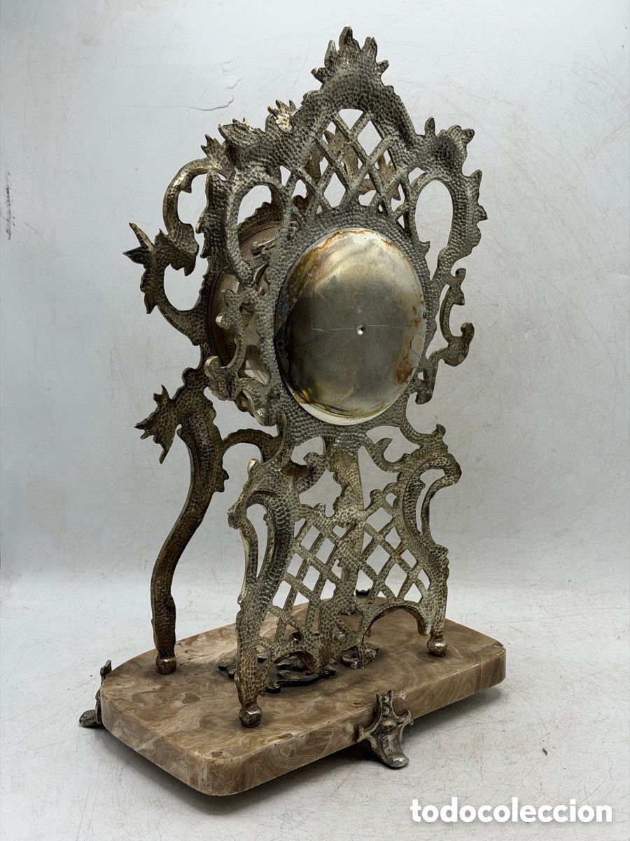 Antig&uuml;edades: Antiguo reloj de mesa de bronce - Foto 10