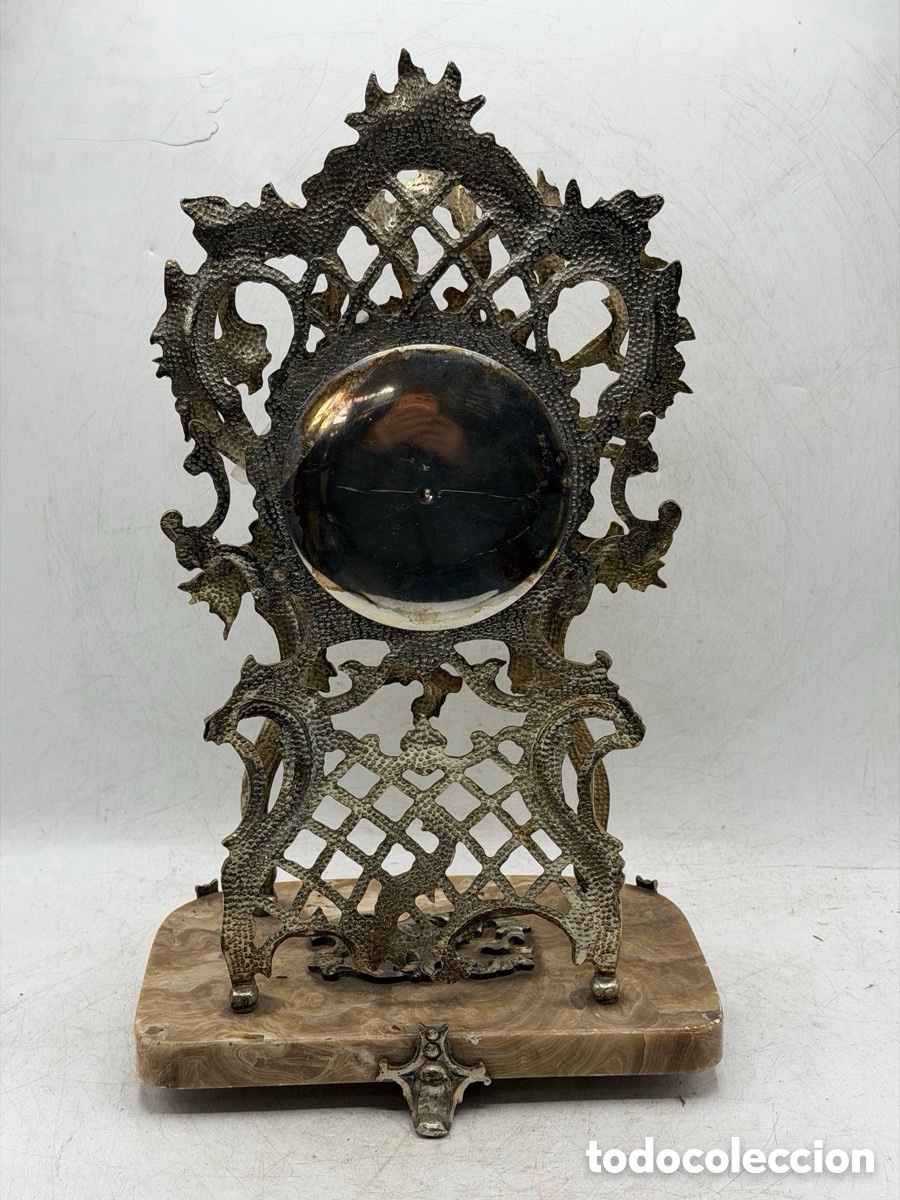 Antig&uuml;edades: Antiguo reloj de mesa de bronce - Foto 11