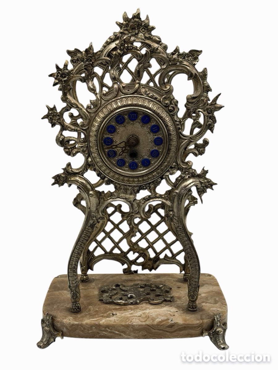 Antig&uuml;edades: Antiguo reloj de mesa de bronce - Foto 1