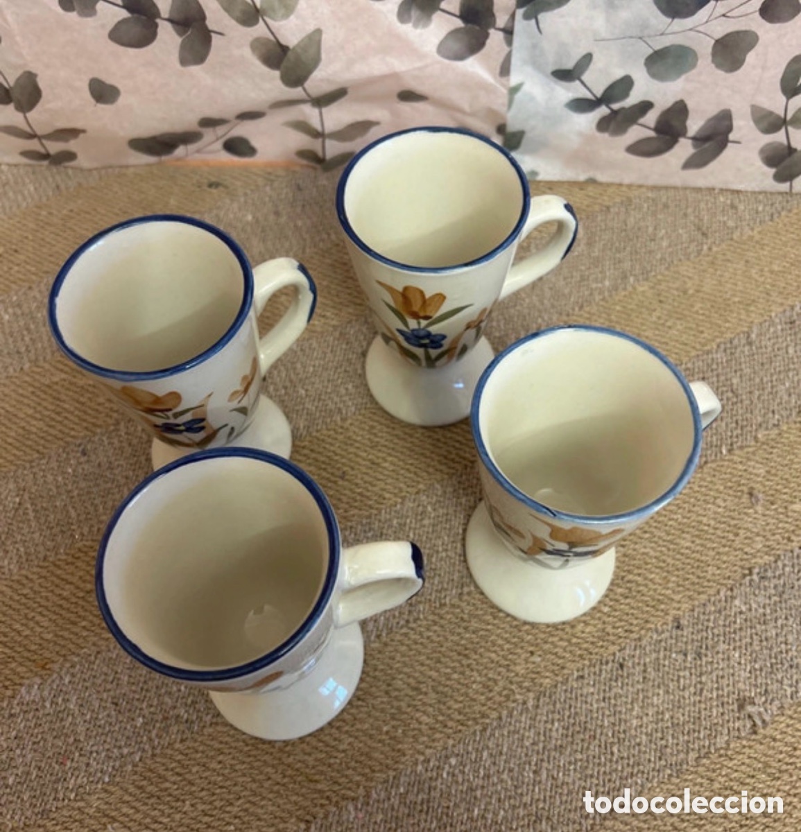 Antig&uuml;edades: Conjunto de 4 tazas mazagrans - Foto 2