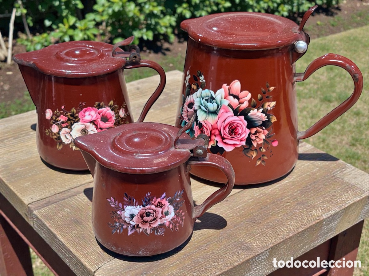 Antig&uuml;edades: Tr&iacute;o de cafeteras esmaltadas antiguas - Foto 1