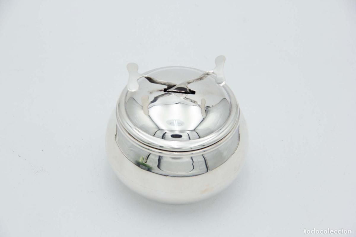 Antiques: Azucarero de plata