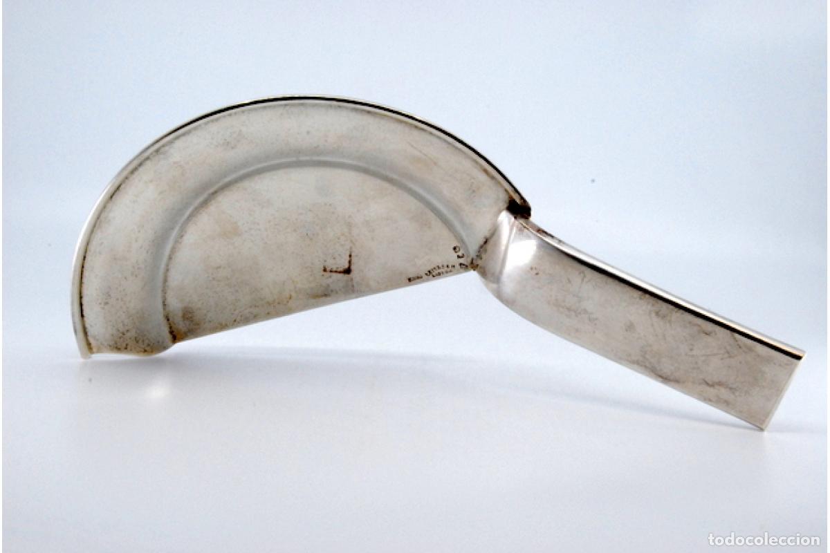 Antig&uuml;edades: Recogedor de migas de plata - Foto 2
