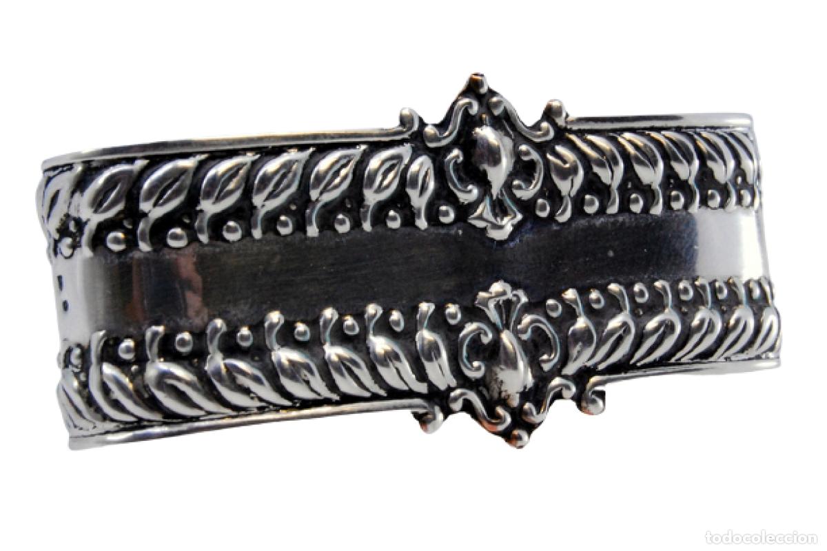 Antiques: Servilletero de plata