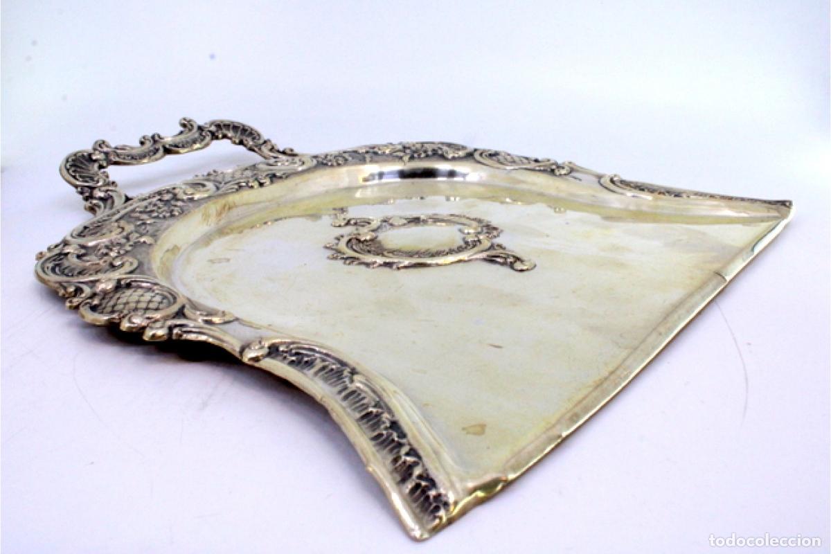 Antig&uuml;edades: Recogedor de migas de plata - Foto 3