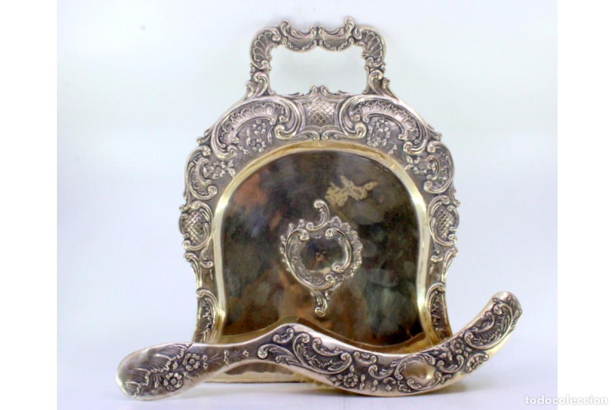Antig&uuml;edades: Recogedor de migas de plata - Foto 4
