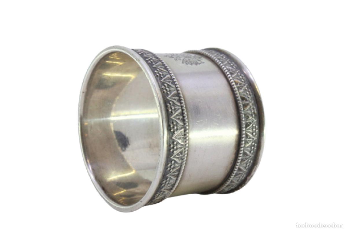 Antiques: Servilletero de plata