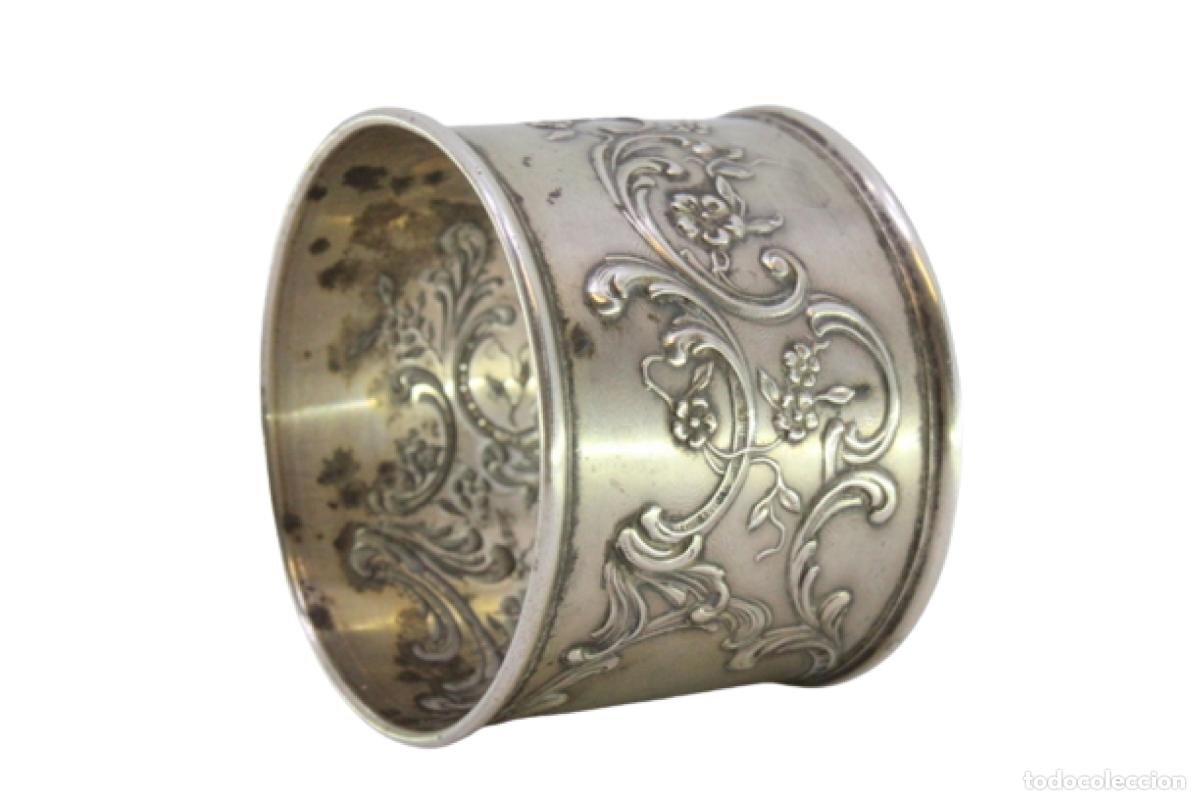 Antiquit&auml;ten: Servilletero de plata