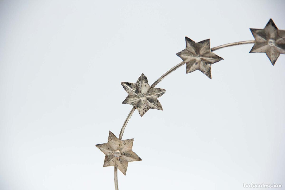 Antig&uuml;edades: Halo plateado de Nuestra Se&ntilde;ora, con estrellas. - Foto 3