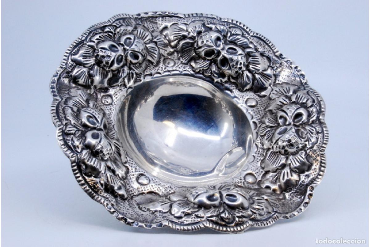 Antig&uuml;edades: plato de dulces de plata - Foto 3