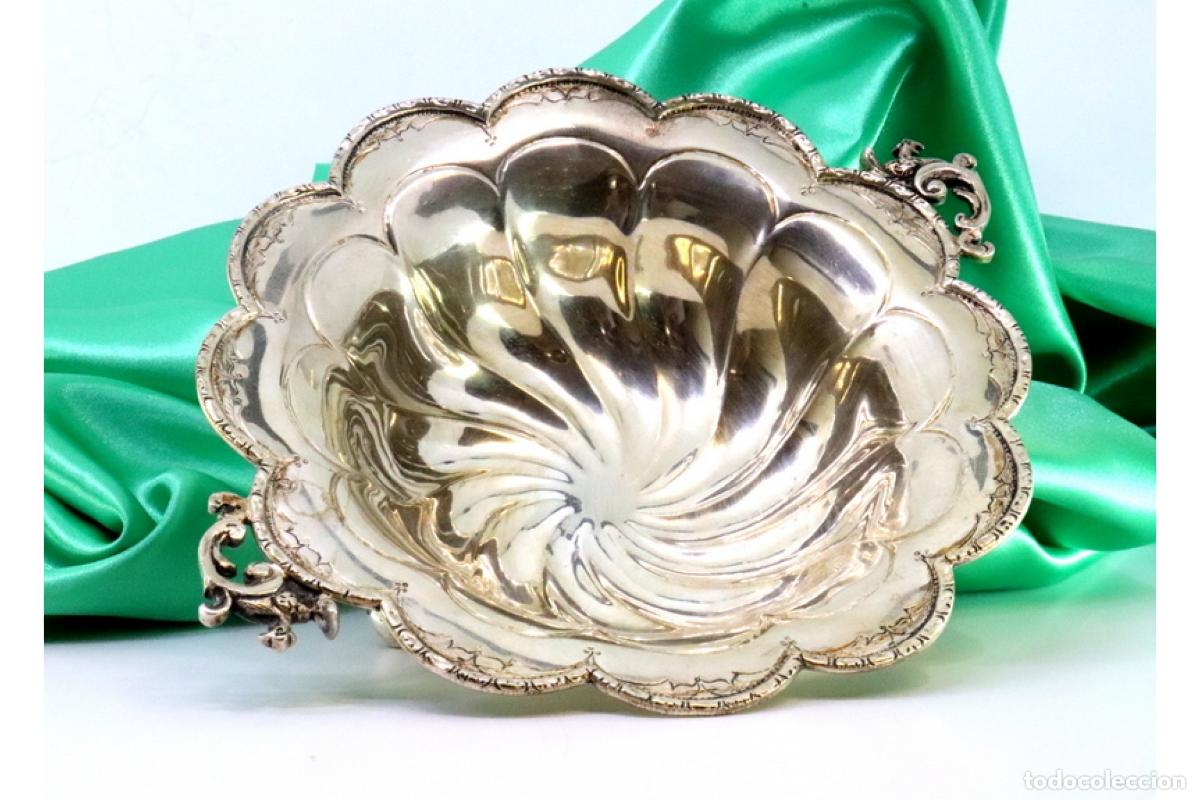 Antig&uuml;edades: plato de dulces de plata - Foto 1