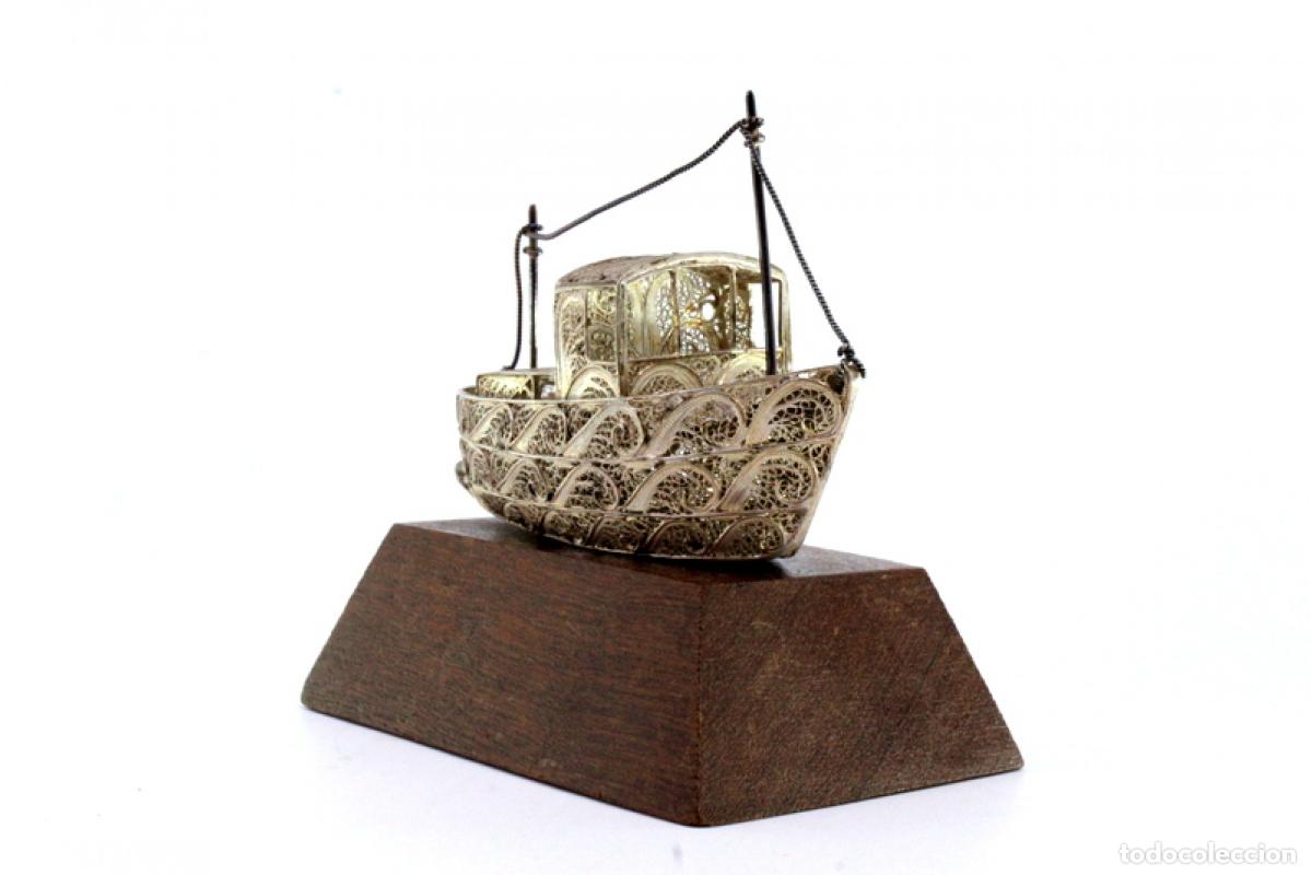 Antig&uuml;edades: Barco en filigrana de plata. - Foto 4
