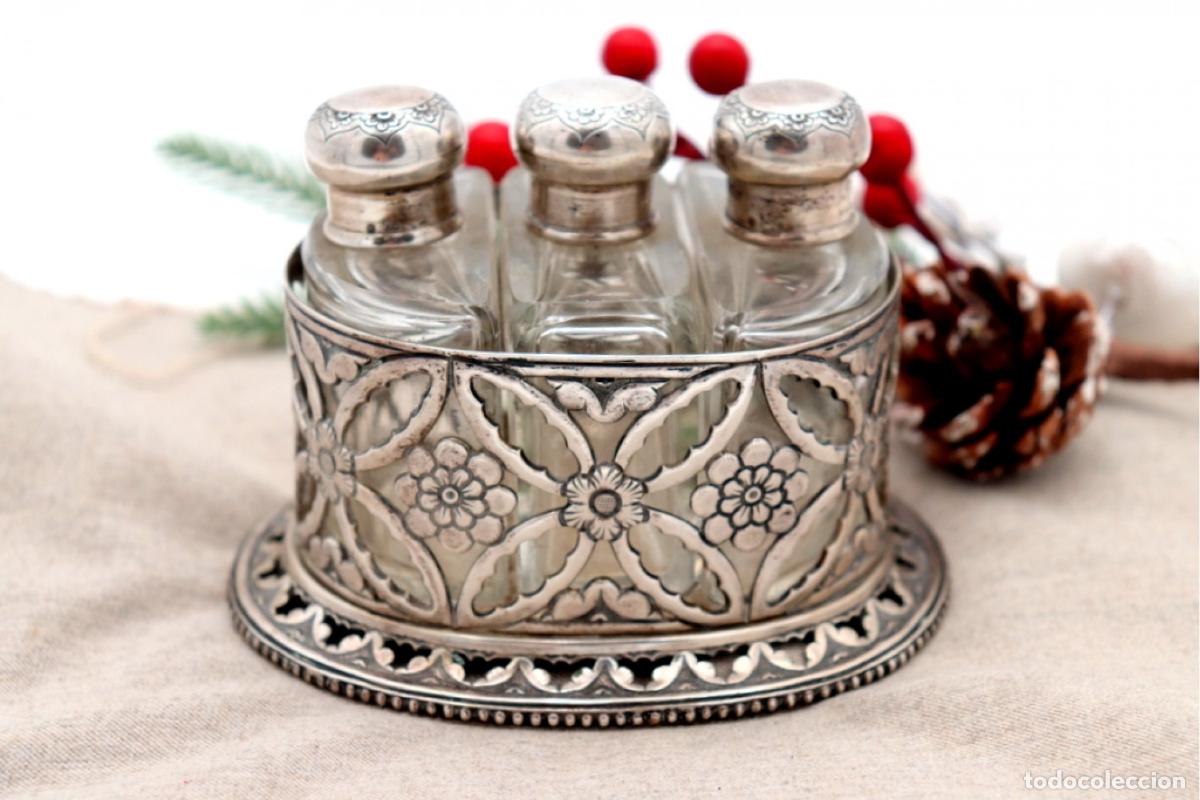 Antig&uuml;edades: Frascos de perfume, en cristal y plata. - Foto 2