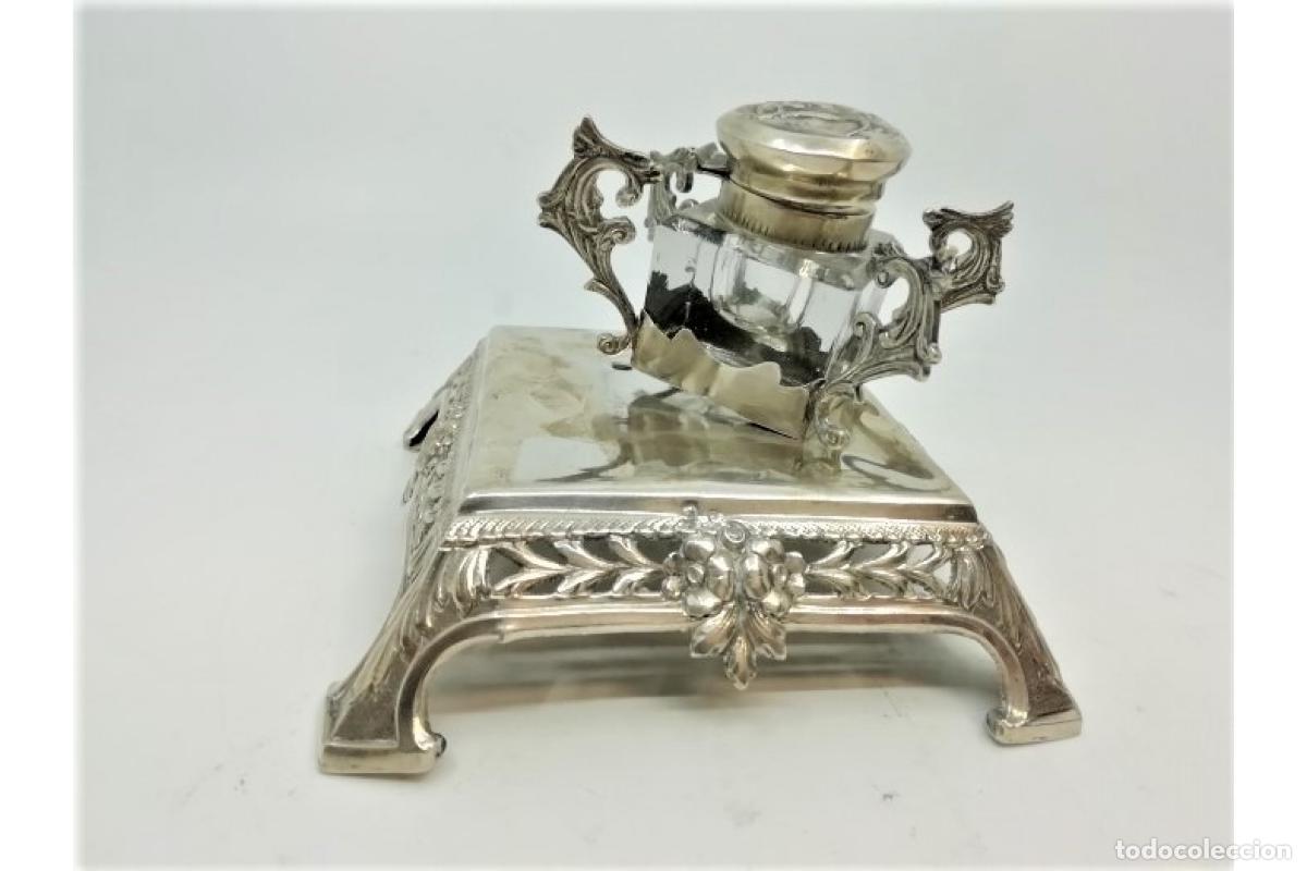 Antiguidades: tintero de plata