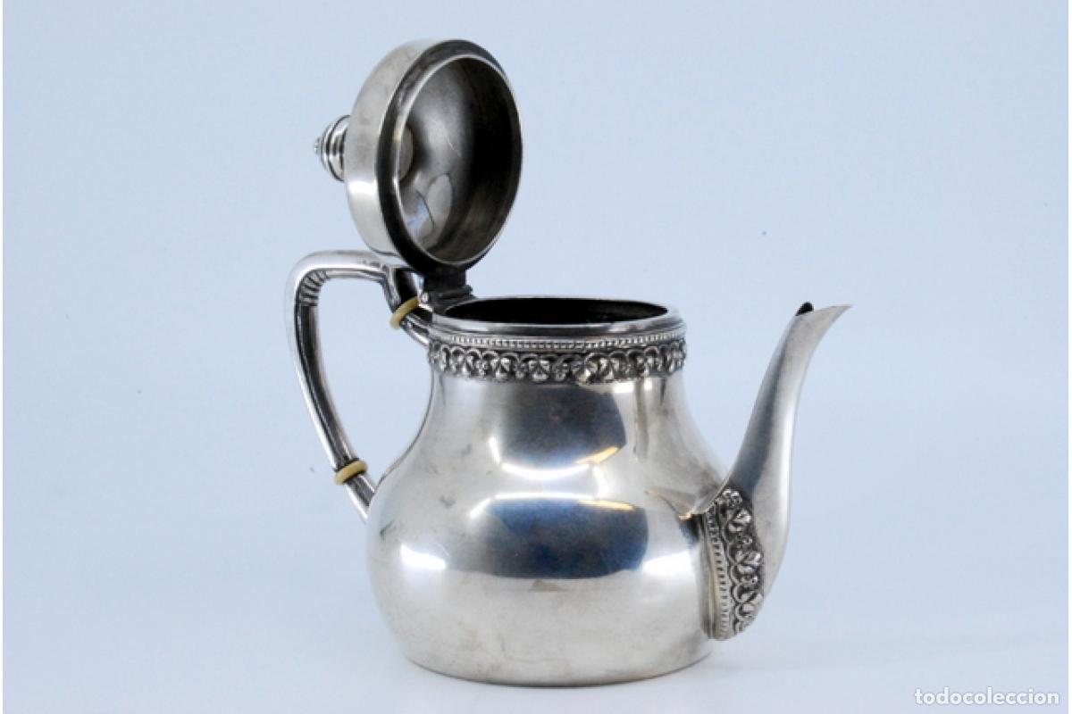 Antig&uuml;edades: Cafetera de plata - Foto 3