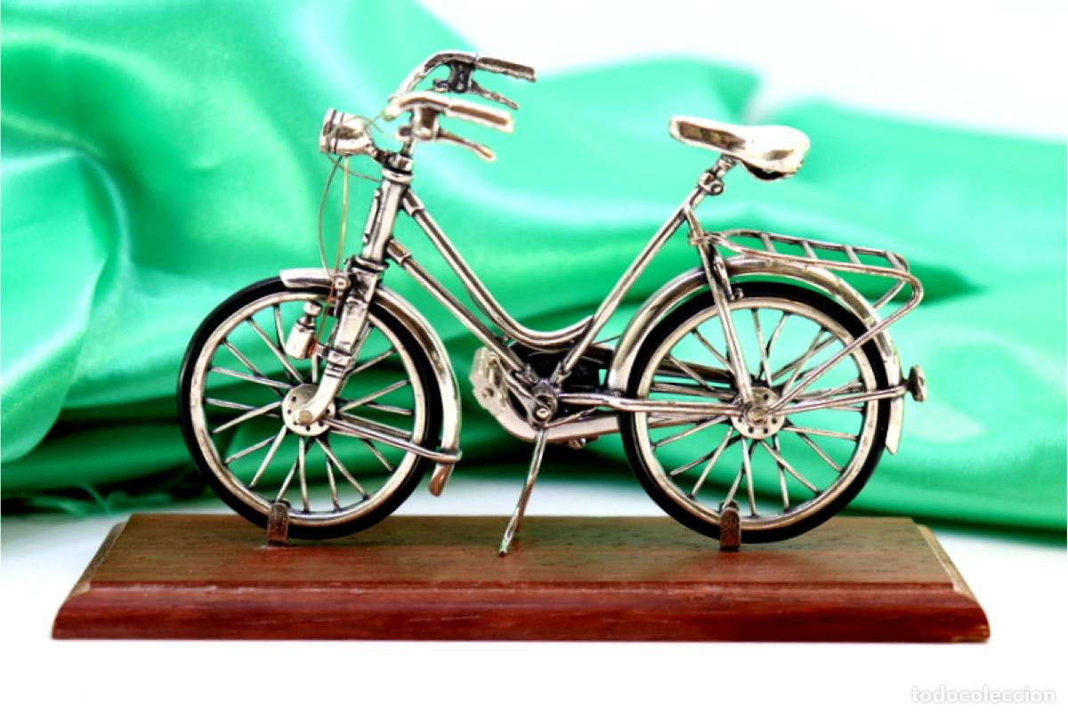 Antig&uuml;edades: Bicicleta plateada - Foto 3
