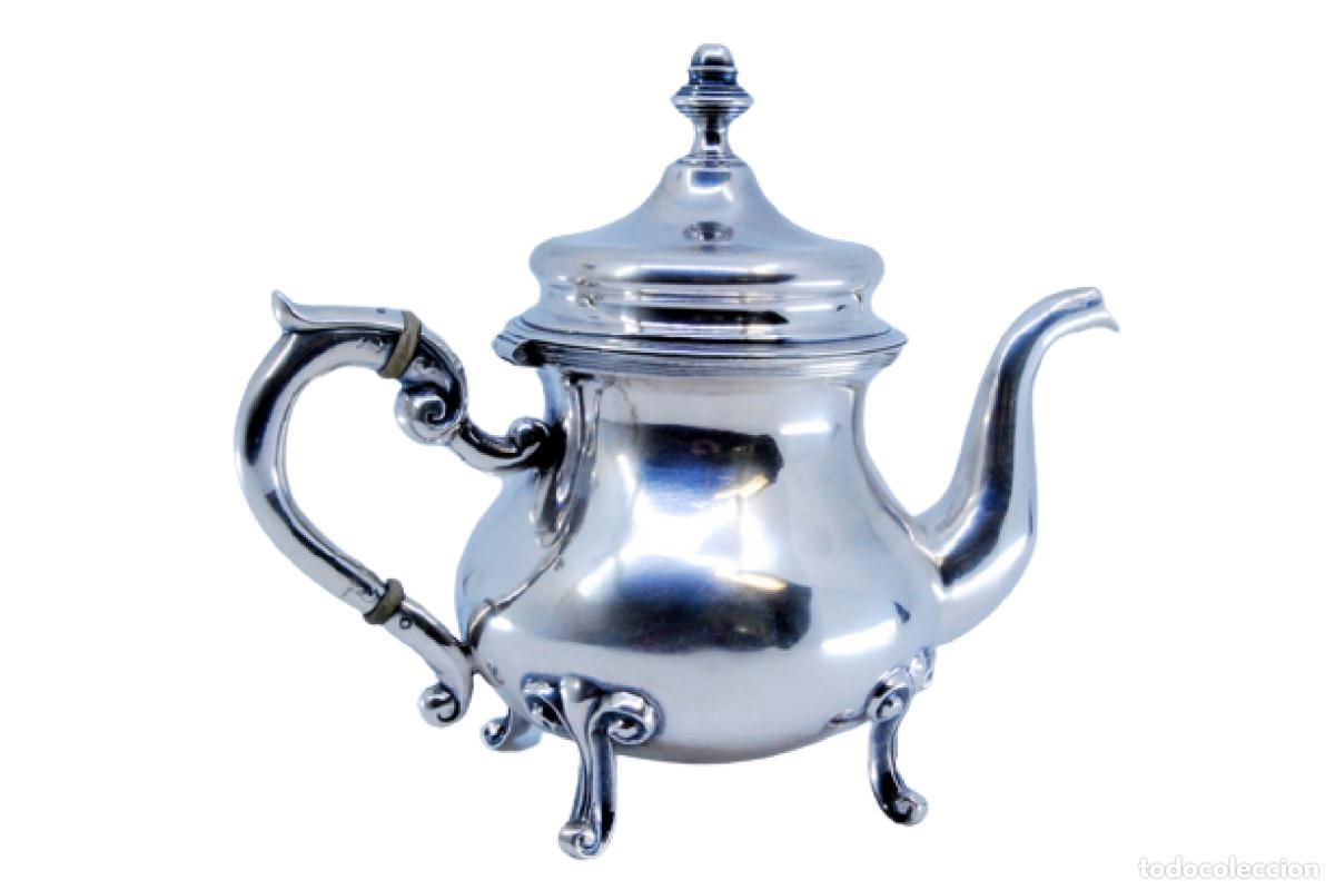 Antig&uuml;edades: Cafetera de plata - Foto 1