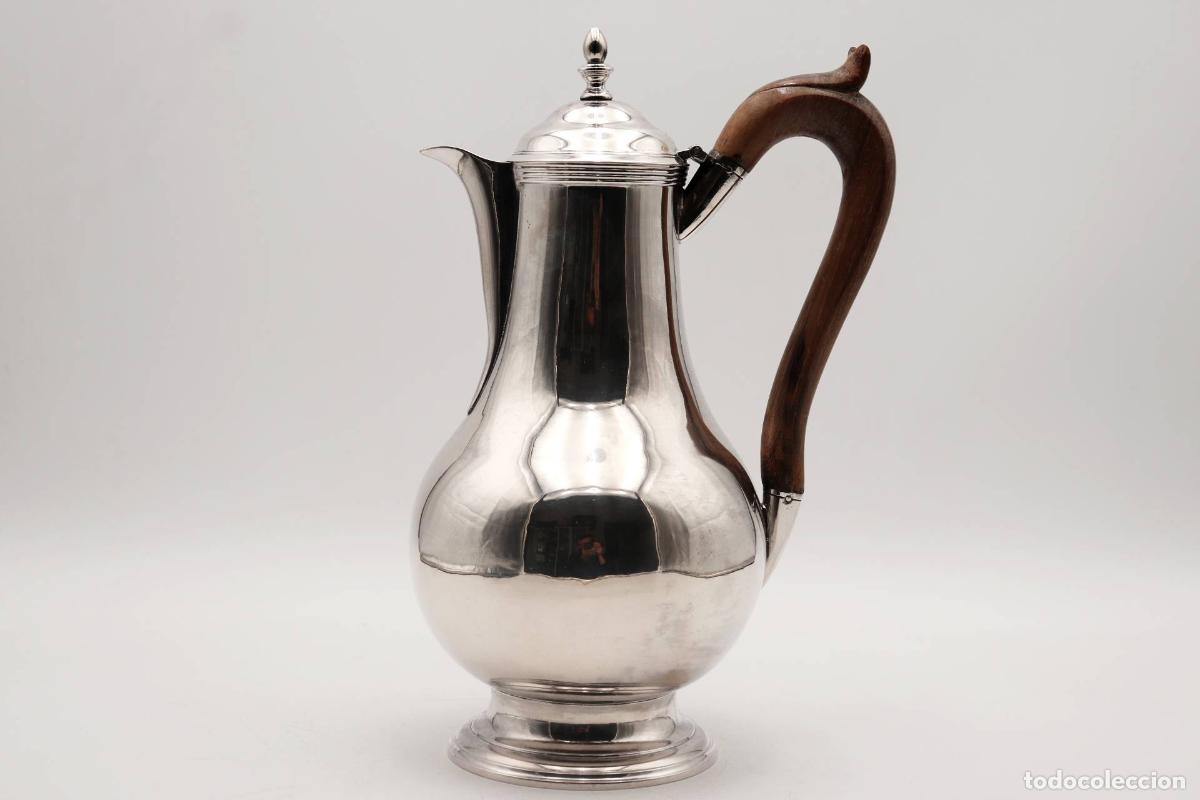 Antig&uuml;edades: Cafetera de plata - Foto 1