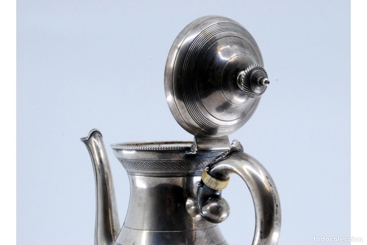 Antig&uuml;edades: Cafetera de plata - Foto 5