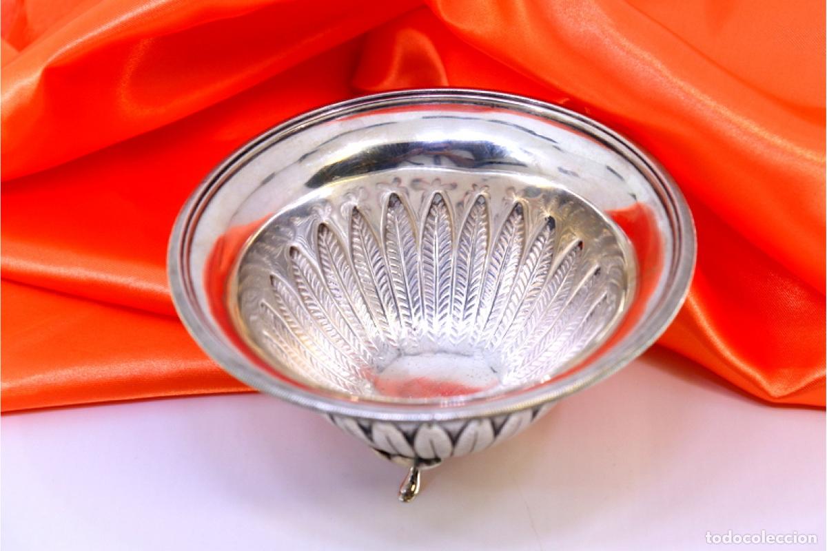 Antig&uuml;edades: plato de dulces de plata - Foto 1