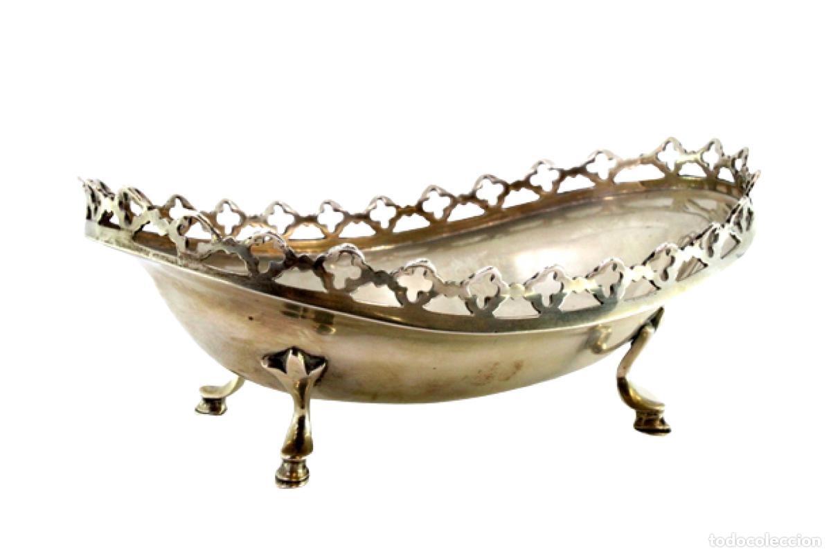 Antig&uuml;edades: plato de dulces de plata - Foto 1