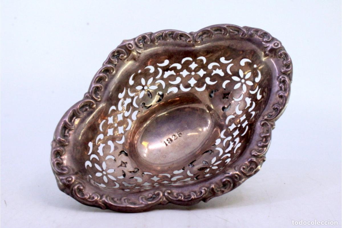 Antig&uuml;edades: plato de dulces de plata - Foto 2