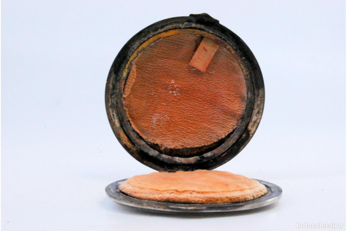 Antig&uuml;edades: Estuche de belleza plateado - Foto 3