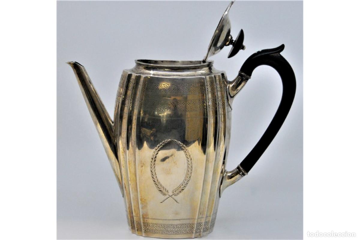 Antig&uuml;edades: Cafetera de plata - Foto 4