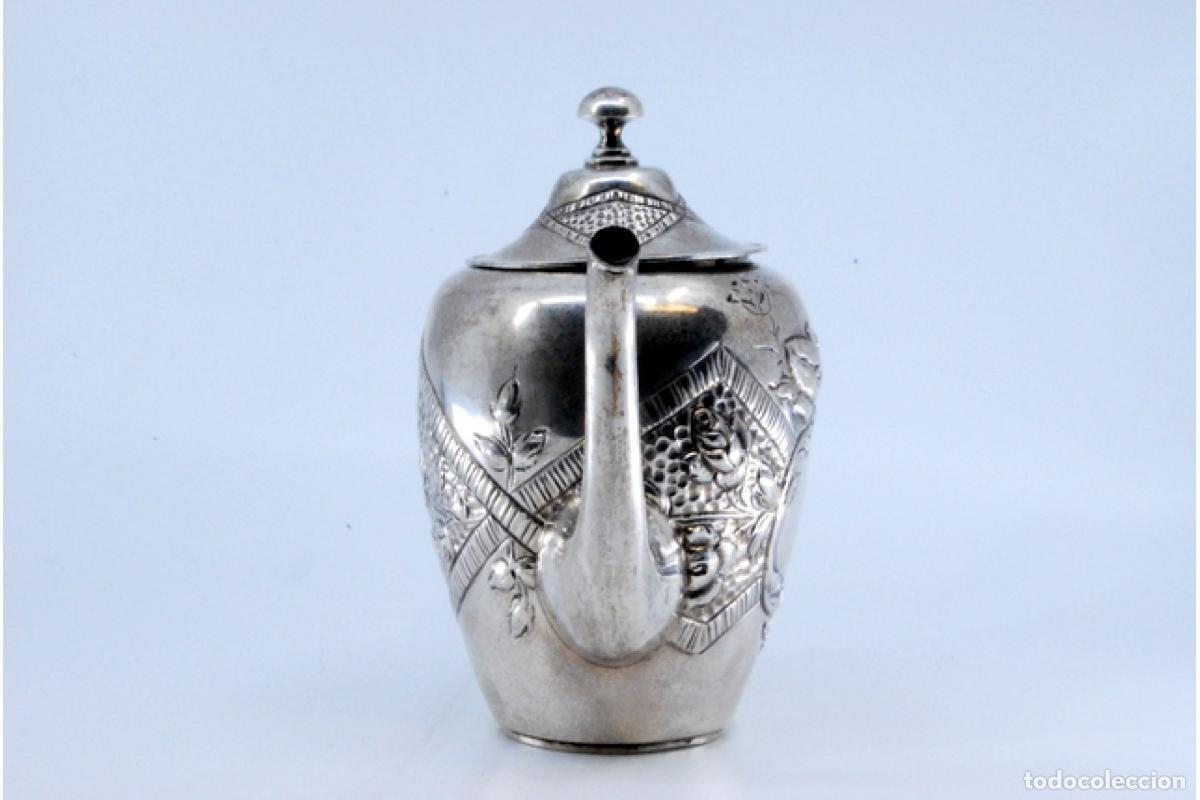 Antig&uuml;edades: tetera de plata - Foto 3