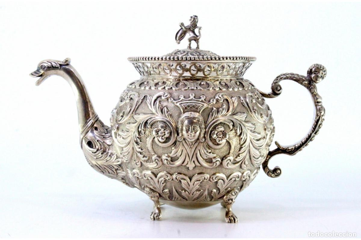 Antig&uuml;edades: Cafetera de plata - Foto 2