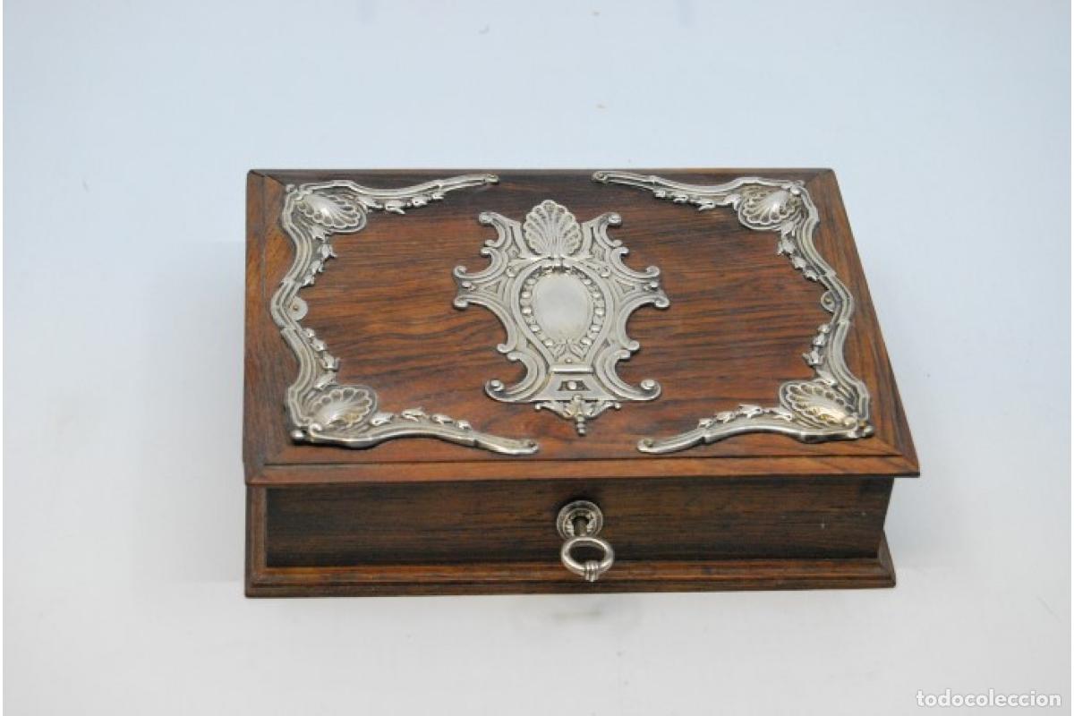 Antig&uuml;edades: Joyero, fabricado en madera y plata. - Foto 2