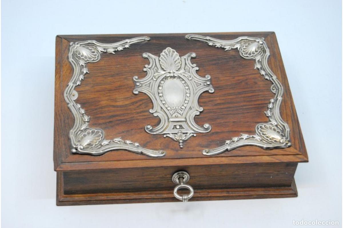 Antig&uuml;edades: Joyero, fabricado en madera y plata. - Foto 6