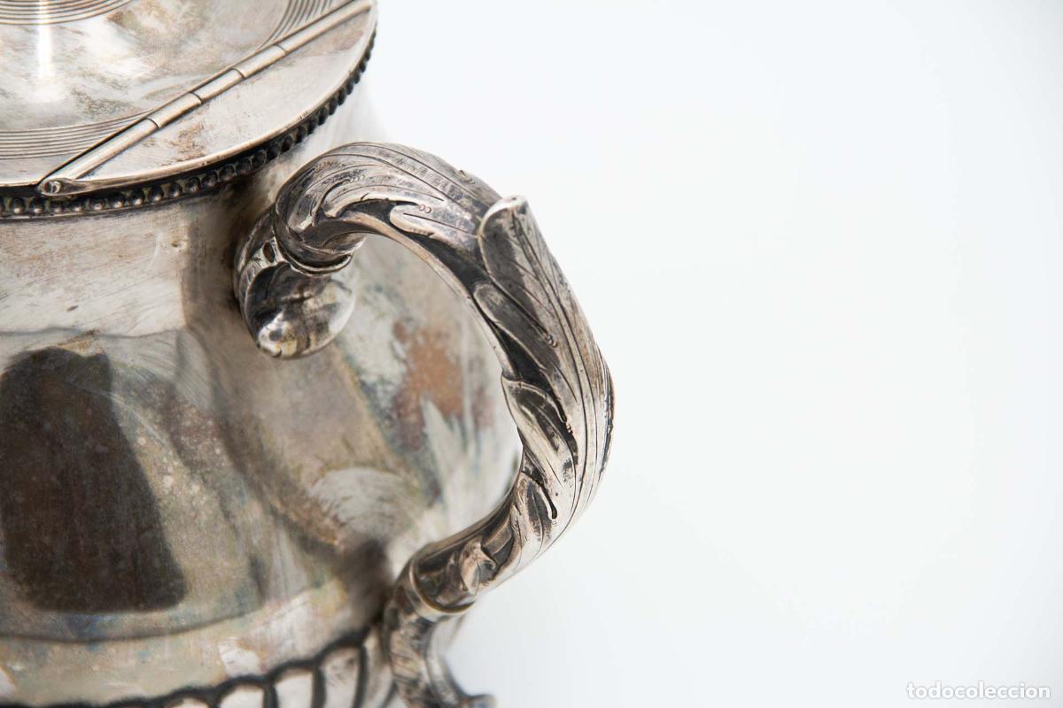 Antig&uuml;edades: Cafetera de plata - Foto 3