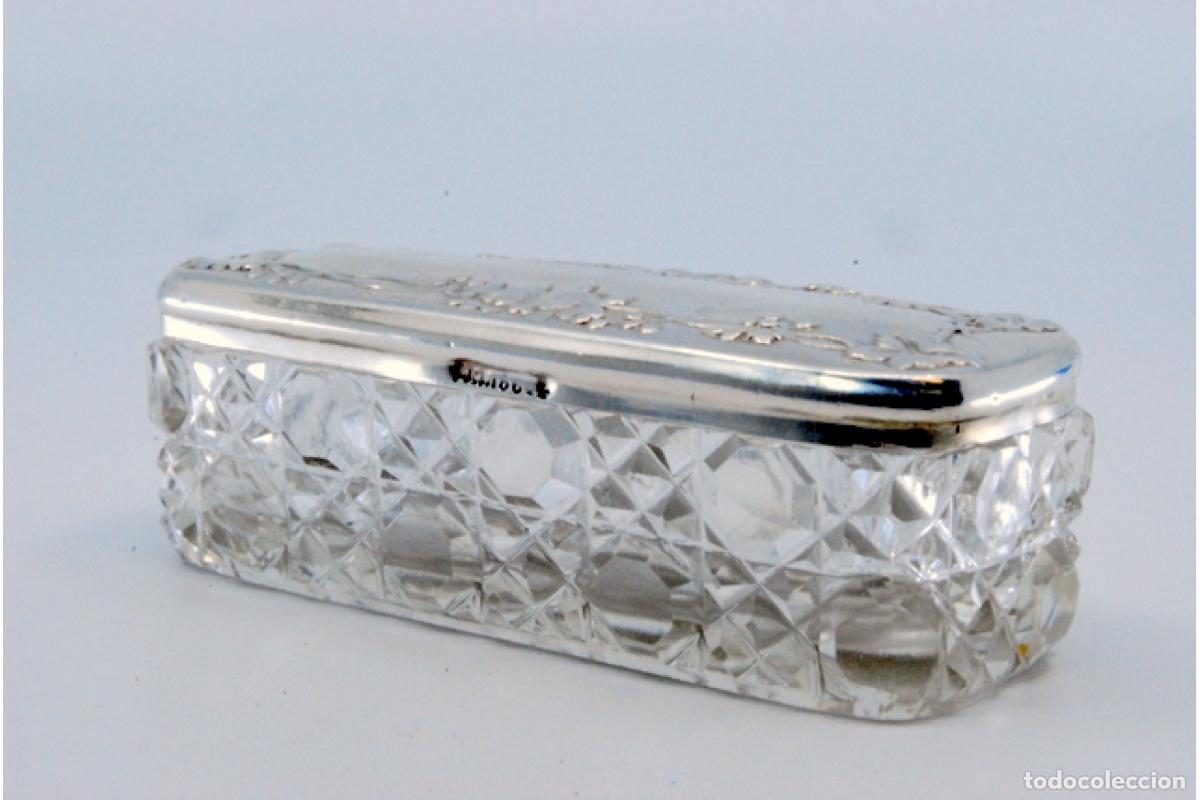 Antig&uuml;edades: Jabonera de cristal y plata - Foto 3