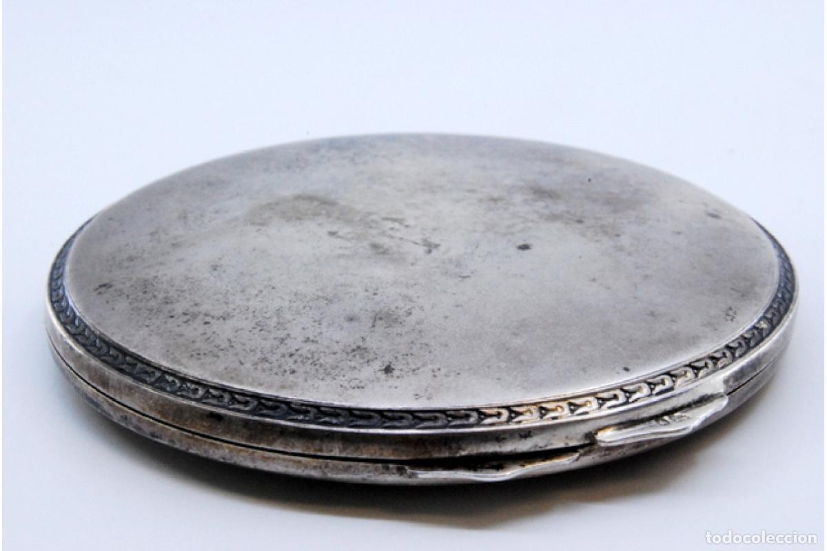 Antig&uuml;edades: Estuche de belleza plateado - Foto 6