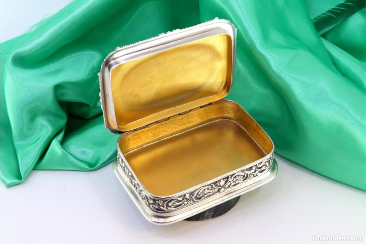 Antig&uuml;edades: Caja de plata - Foto 3
