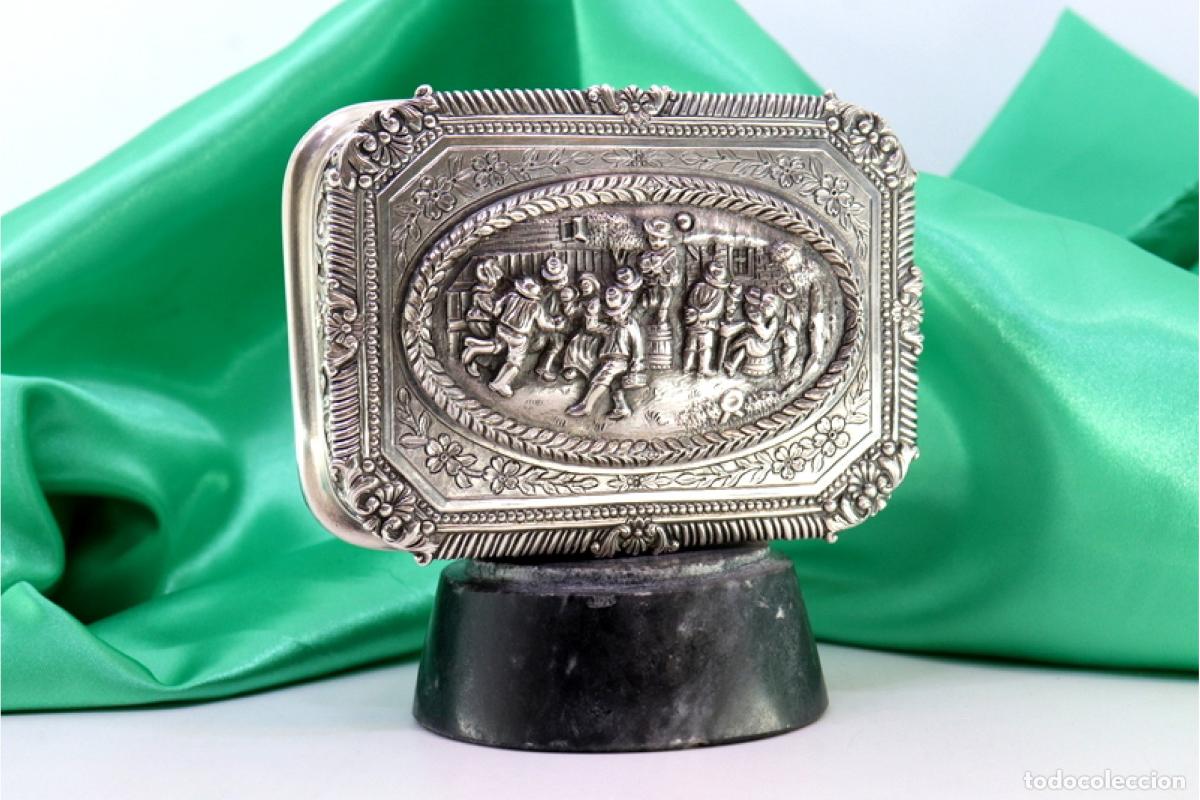 Antig&uuml;edades: Caja de plata - Foto 1