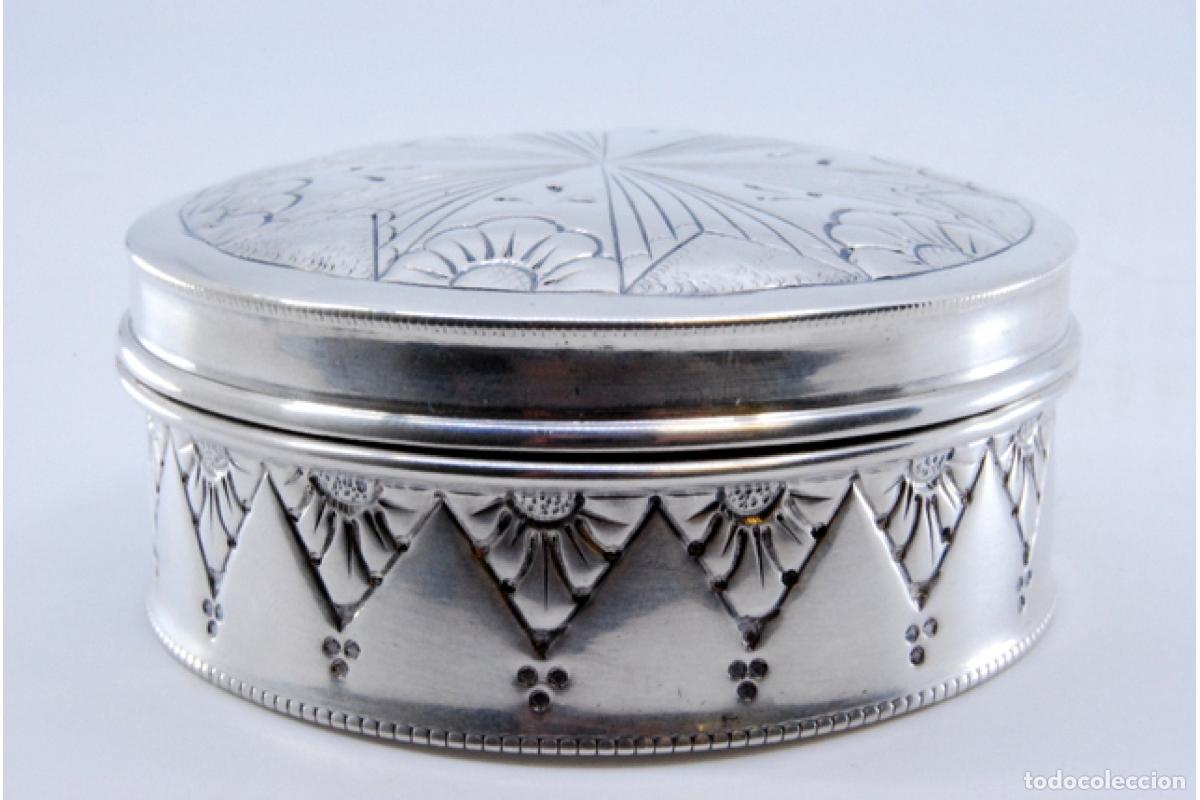 Antig&uuml;edades: Estuche de belleza plateado - Foto 7