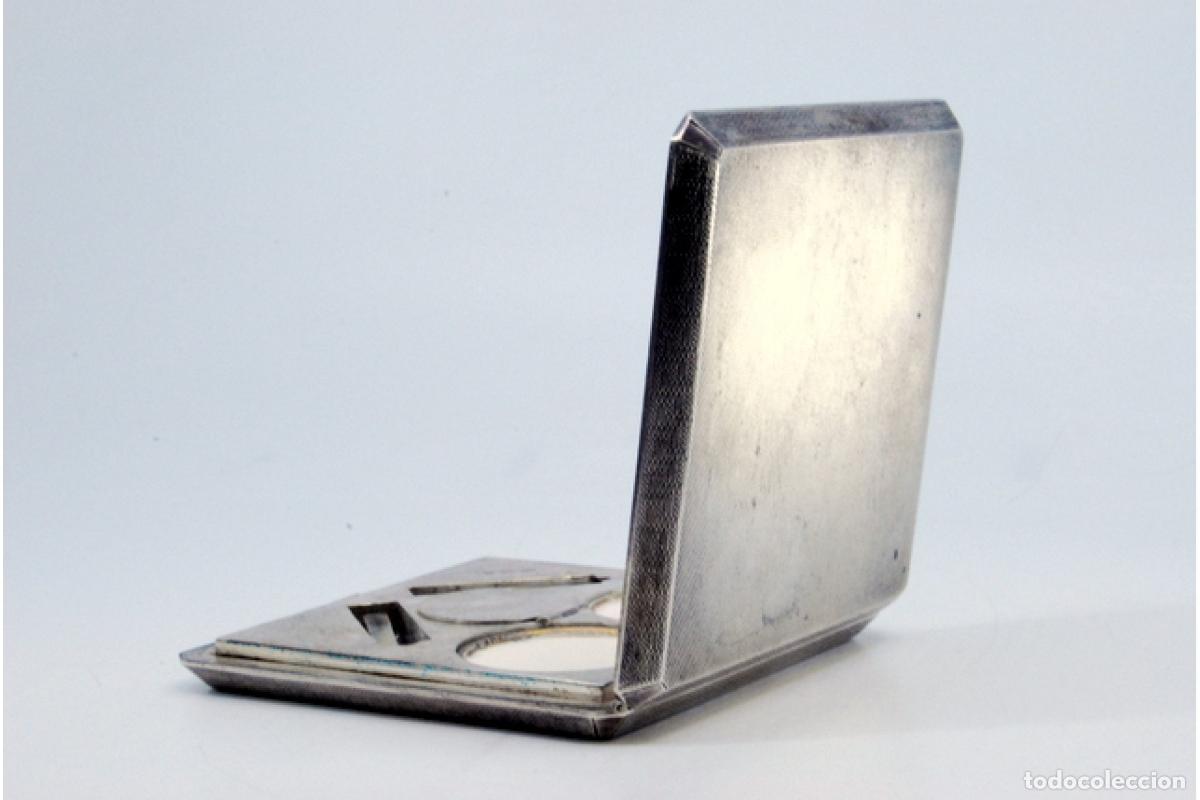 Antig&uuml;edades: Estuche de belleza plateado - Foto 3
