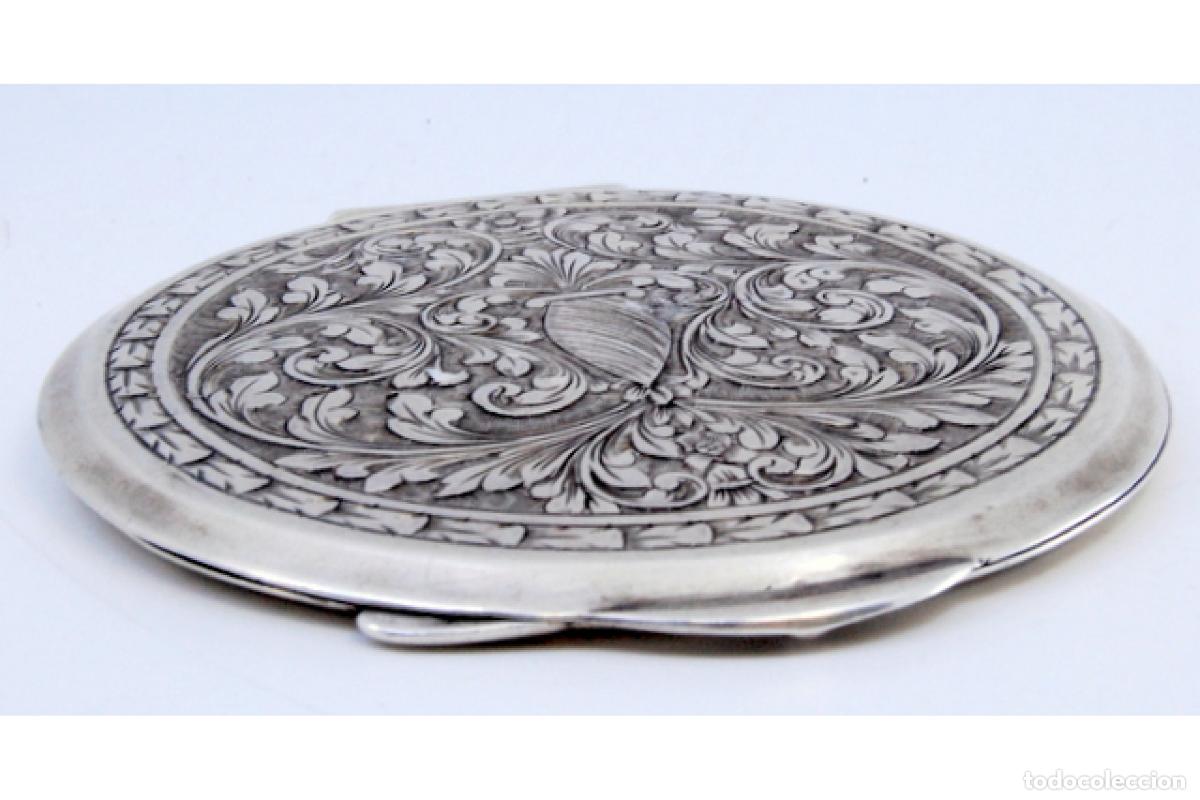 Antig&uuml;edades: Estuche de belleza plateado - Foto 2