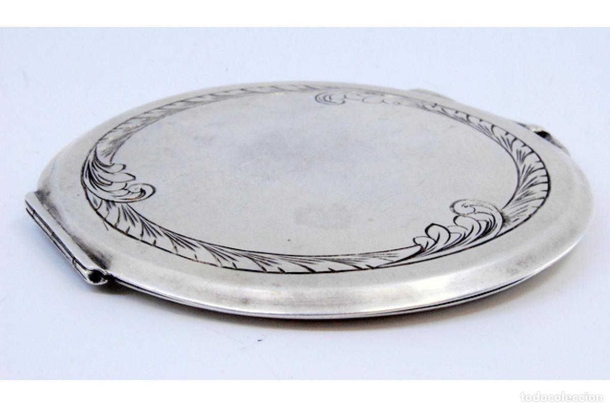 Antig&uuml;edades: Estuche de belleza plateado - Foto 3