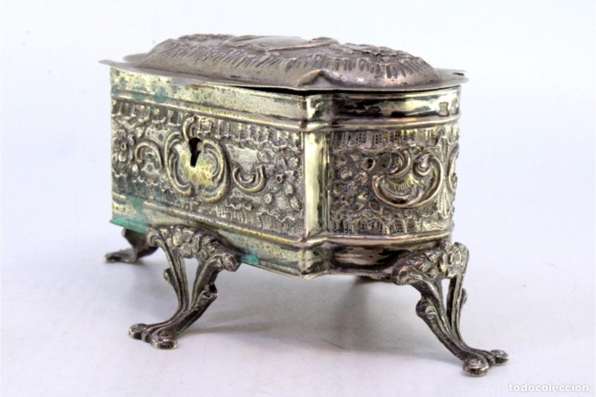 Antig&uuml;edades: Caja de joyer&iacute;a de plata - Foto 2